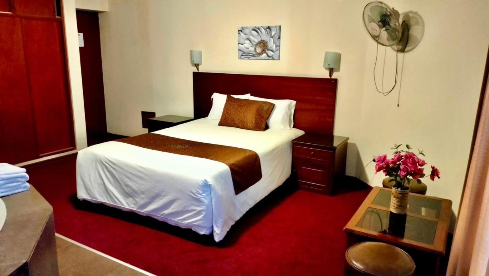 Ferrua Hotel Lima